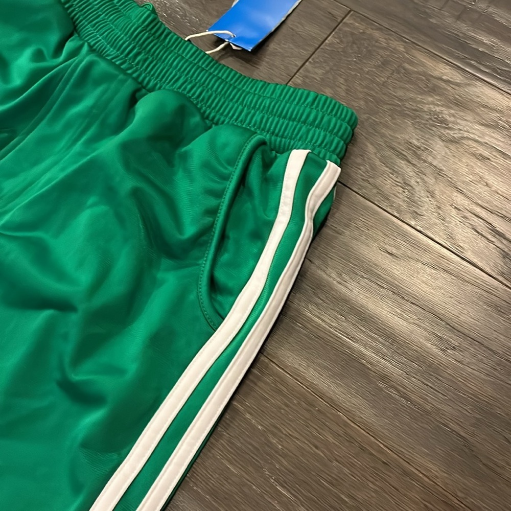 Adidas Tricot Basketball Shorts new green white Mens Size Small - Picture 4 of 13